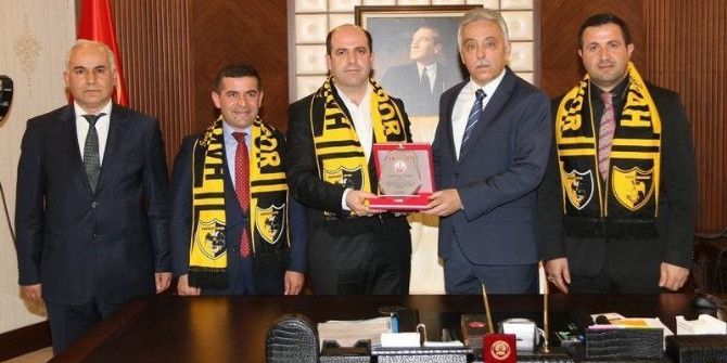 Başkan Sözen’den Vali Toprak’a Ziyaret