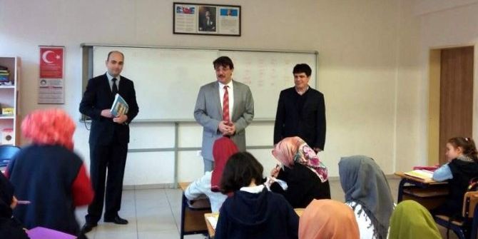 Müdür Dülger, Okulları Ziyaret Etti