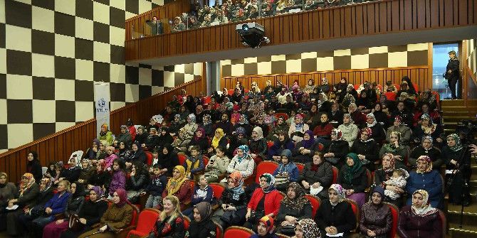 Avukat Pınar Hacıbektaşoğlu: “Düğünde Halay Çekenler, Boşanmada Şahit Oluyor”