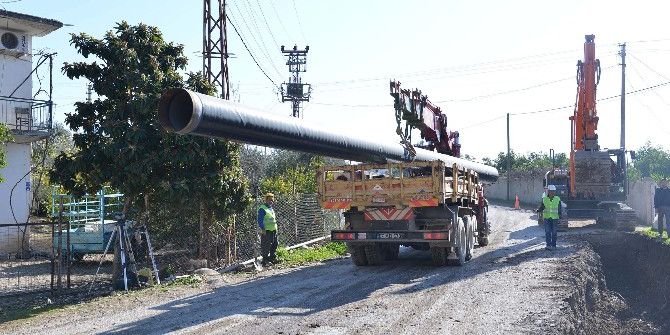Finike’nin İçme Suyu Hatları Yenileniyor