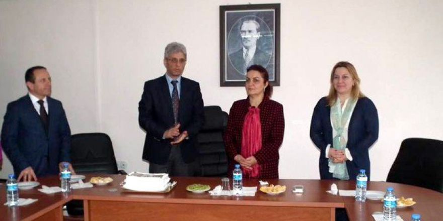 İstifacı Dekanlar, Üniversite Yönetimini Paralelcilikle Suçladı