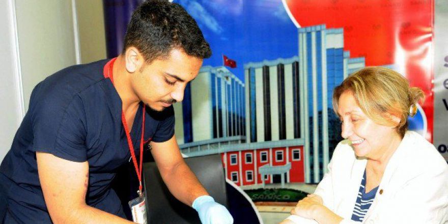 Özel Sani Konukoğlu Hastanesi Gapshoes’ta Stant Açtı