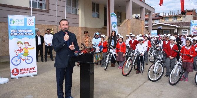İzmit’te Öğrencilere Bisiklet Dağıtılacak
