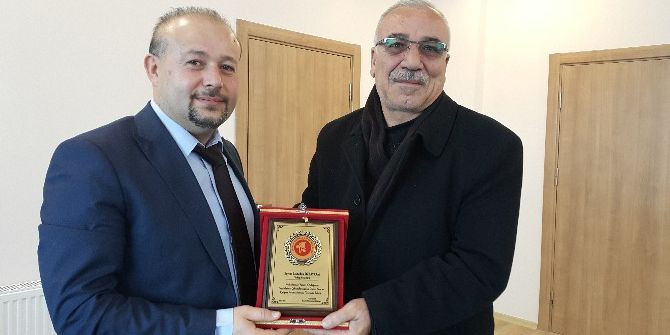 Vedaş’a Teşekkür Plaketi