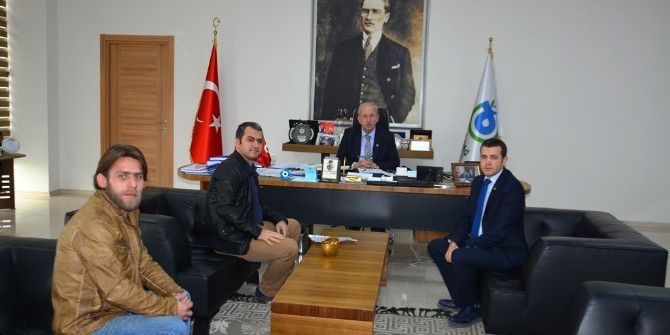 Başkan Albayrak İşitme Engelli Vatandaşları Ağırladı