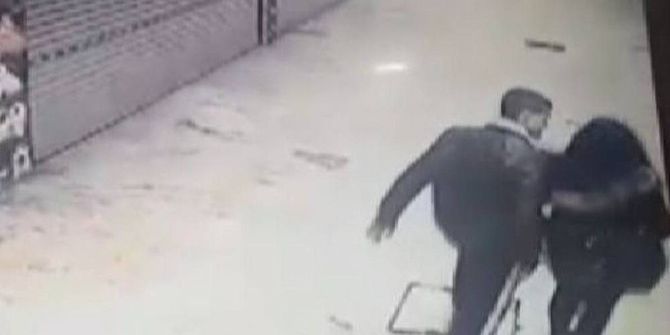 Tacizcinin Genç Kadına Saldırısı Kamerada