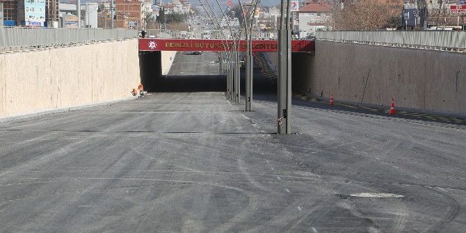 Zeybek Kavşağı Hizmete Açılıyor