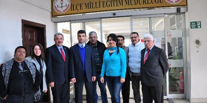 Kızılay’dan Okullara Öğretici Takvim