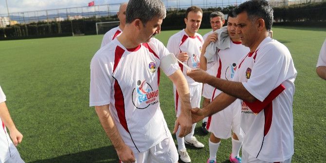 Başkan Şirin Sahada Hünerlerini Sergiledi