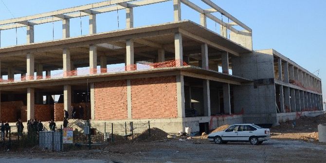 Olimpik Havuzun Tamamlanması İçin Yeniden İhaleye Gidilecek