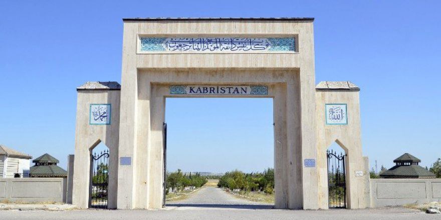 Bandırma’da Darbeci Astsubayın Cenazesi Gece Yarısı Sessizce Gömüldü