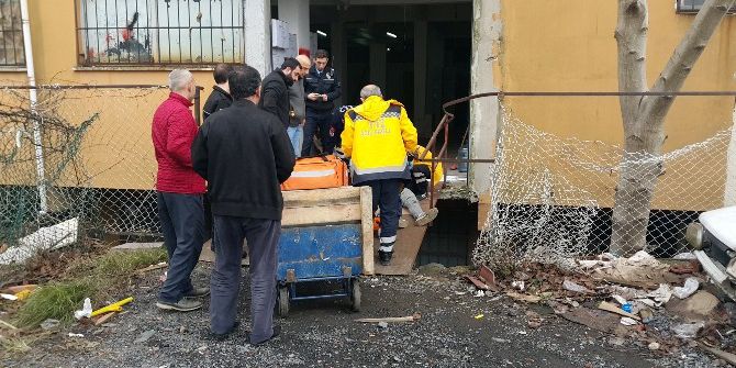 200 Kiloluk Panonun Altında Kalmaktan Son Anda Kurtuldu