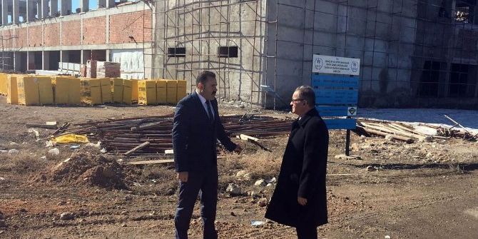 Vali Tapsız, Karaman’da Devam Eden Spor Yatırımlarını İnceledi