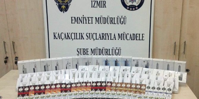 İzmir’de Elektronik Sigara Ele Geçirildi