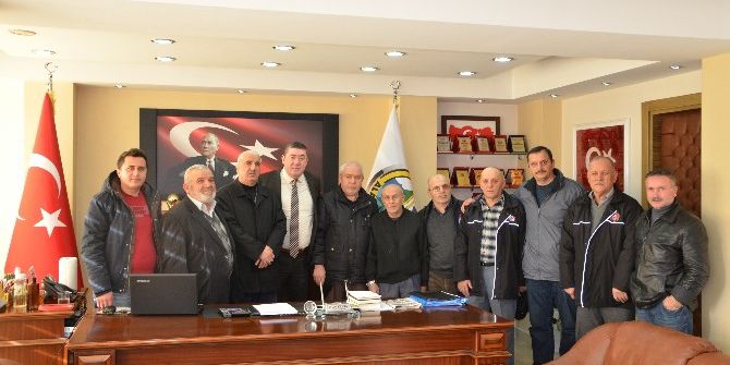 Mahalle Sakinlerinden Tekin’e Teşekkür Ziyareti