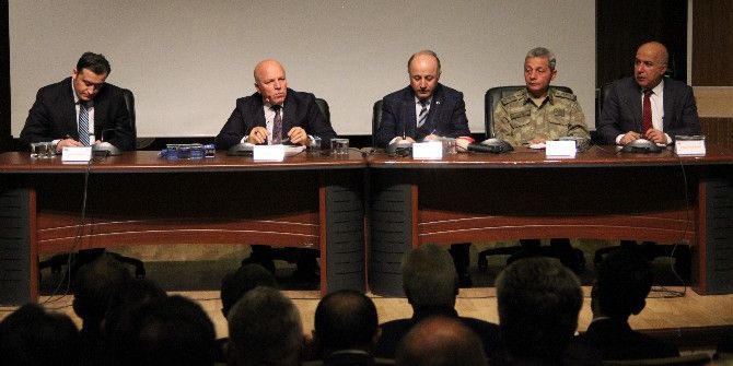 Vali Azizoğlu Muhtarların Sorunlarını Dinledi