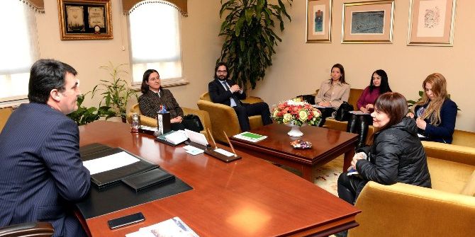 Dündar: “Avrupa’nın En Modern Hayvan Barınağı Osmangazi’de”