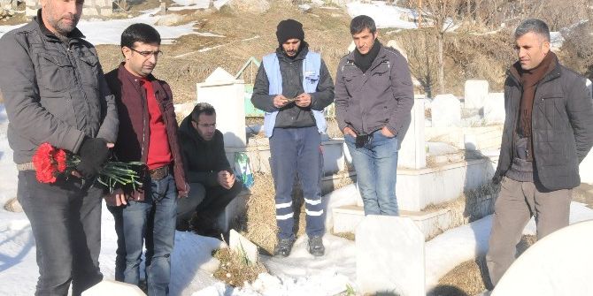 Gazeteci Davut Çimen Mezarı Başında Anıldı