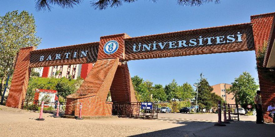 Bartın Üniversitesi’nde 7 Fakültenin Dekanı Görevden Alındı
