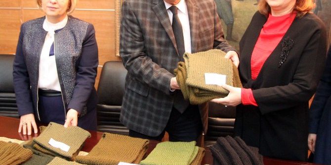 Bolulu Kadınlar, Askerler İçin Binlerce Atkı Ve Bere Örüldü