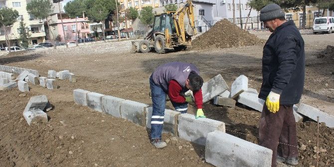 Yeni Sağlık Merkezinin Çevre Düzenlemesi Yapılıyor