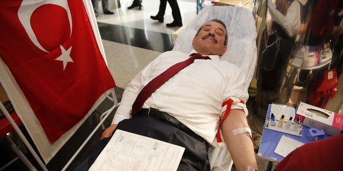 İstiklal Madalyalı Sadık Efendi’nin Torunu Sadık Koçak’tan 70.kan Bağışı