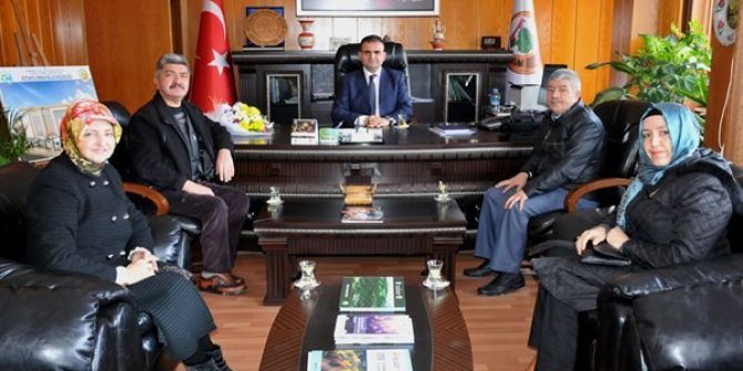 Kütahya Çeşme Pınarları Türbe Ve Mezarları Koruma Derneğinden Ziyaret