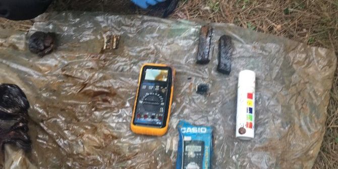 Ormanlık Alanda Bomba Yapımında Kullanılan Malzemeler Bulundu