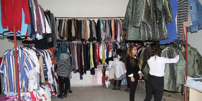 Van’da ‘İyiliği Dolaptan Çıkar’ Projesi