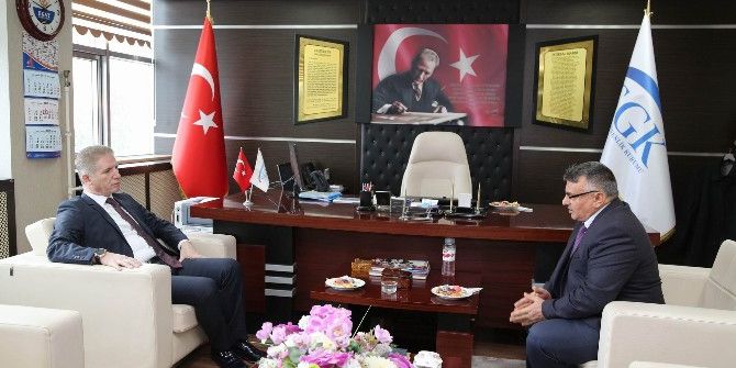 Vali Gül, Kurum Ziyaretlerini Sürdürüyor