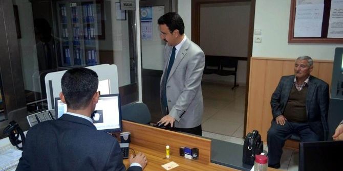 Kaymakam Özdemir, Yeni Kimlik Kartı İçin Başvuru Yaptı