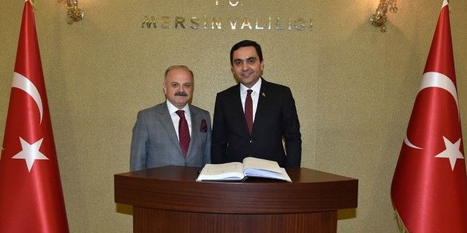 Kırşehir Belediye Başkanı Bahçeci, Çakacak’ı Makamında Ziyaret Etti