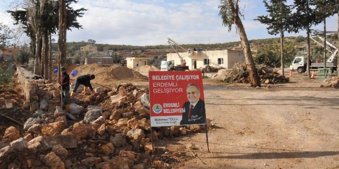 Erdemli Belediyesi, Ağlıca Mevkinde Meydan Yapıyor