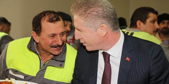 Vali Gül, Çimento Ve Beton Travers Fabrikası’nı Gezdi