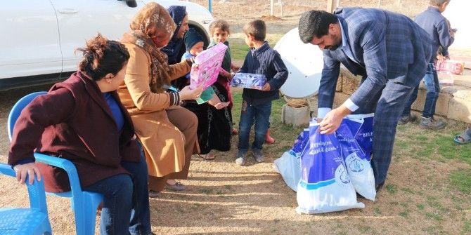 Akçakale Belediyesi Engelli Aileleri Mutlu Etmeye Devam Ediyor