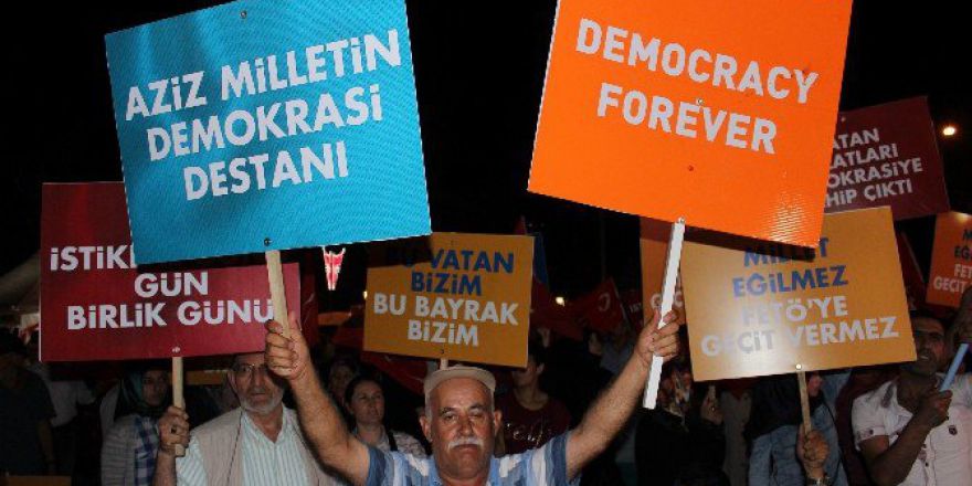 Tekirdağ’da Demokrasi Nöbeti 7. Gününde