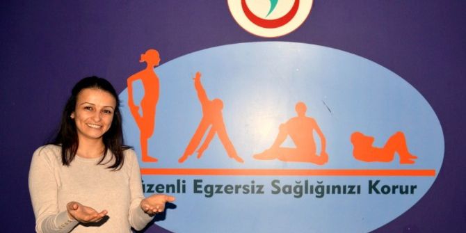 İşaret Diliyle Sigarayı Bırakmaya Davet