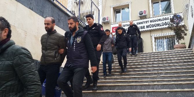 Darp Edildikleri Mekanı Basan Şahıslar Mekan Çalışanını Öldürdü