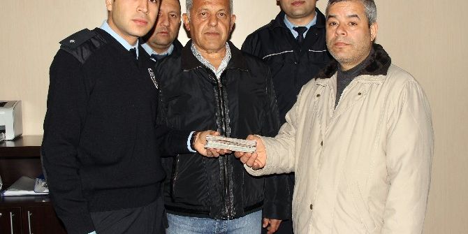 Polis Memurundan Örnek Davranış