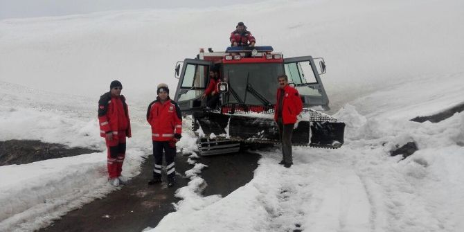 Bingöl’de Rahatsızlanan Gebe Kadın Kurtarıldı