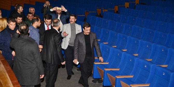 Başkan Atilla Kültür Ve Kongre Merkezi’ni Denetledi