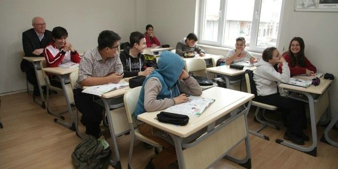 Çocuklar Ve Gençler İyi Eğitim Almalı