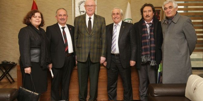 Şairler Derneği Yöneticileri Başkan Kurt’u Ziyaret Etti