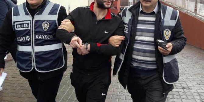 Eğitim Gördüğü Eski Okulundan 100 Bin Tl’lik Hırsızlık Yaptı