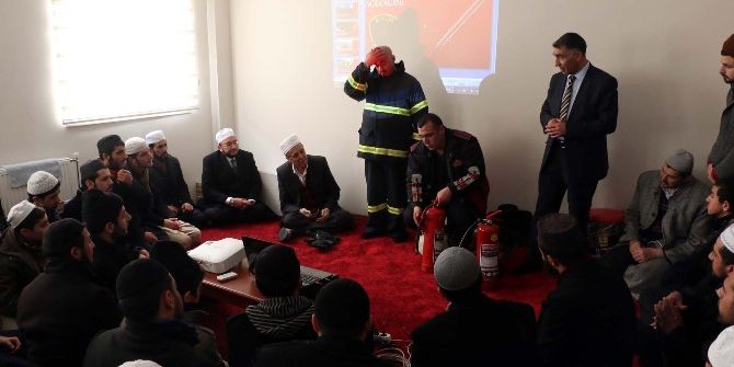 İtfaiye Müdürlüğü Eğitimlere Devam Ediyor