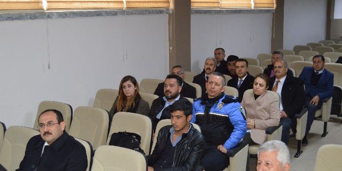 Besni’de Hayat Boyu Öğrenme Toplantısı Yapıldı