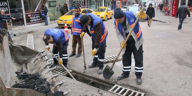 Elazığ’da 38 Mahallede Bakım Ve Temizlik Çalışması Başlatıldı