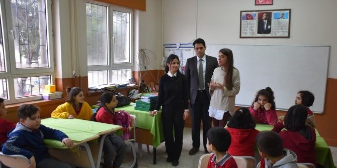 Öğrenciler Haklarını Oyun Oynayarak Öğrendiler