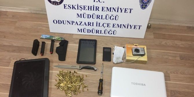 3 Ayrı Evden Hırsızlık Yapan 4 Şüpheli Tutuklandı