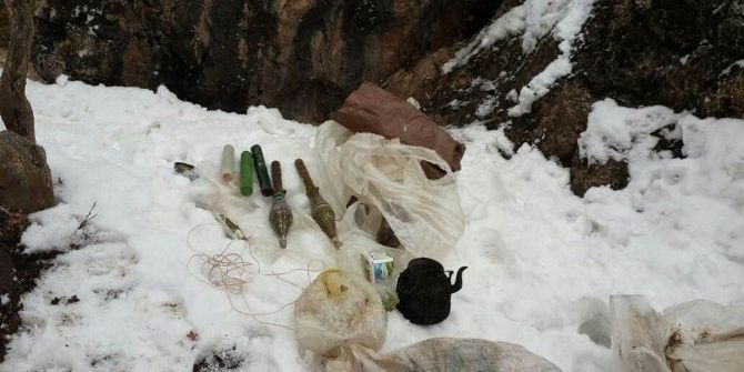 Hakkari’de Pkk’ya Ait Silah Ve Mühimmat Ele Geçirildi